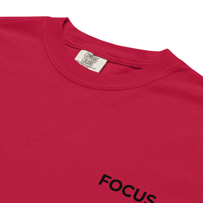 Slim Fit Essential T-Shirt "Focus" - RED